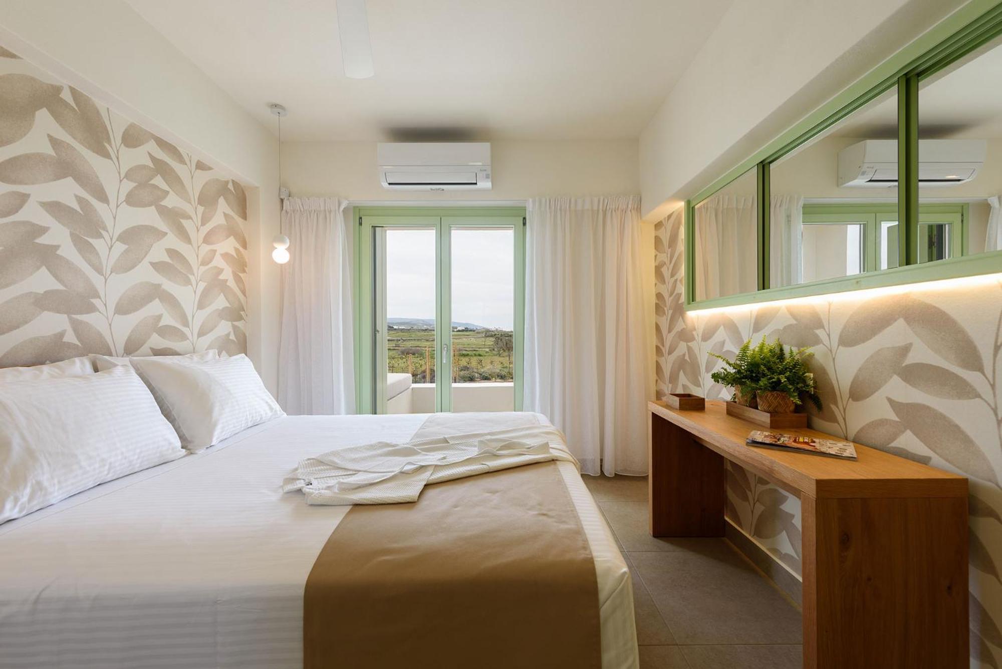 Plioni Villas & Suites 米科利维亚 外观 照片